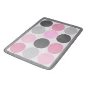 Funky dots / Rosa Kohle Grau Fuzzy Badematte (Schrägansicht)