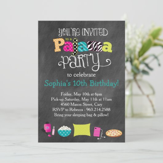 Funky Fun Tee oder Tween Pajama Party Einladung (Stehend Vorderseite)
