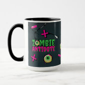 Funky Niedlich Funny Ghoulish Zombie Antidote Pun Tasse (Links)