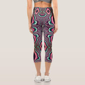 Funky Psychedelic Green and Red Fraktal Pattern Capri Leggings (Rückseite)