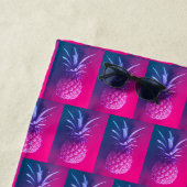 Funky Red Lila Pineapphandtuch Strandtuch (Beispiel)