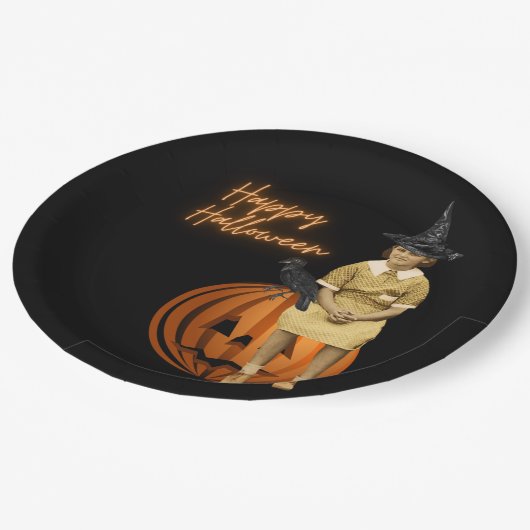 Funky Vintag Girl Hexe Halloween Pappteller (Schrägansicht)