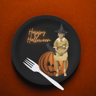 Funky Vintage Girl Witch Halloween Pappteller