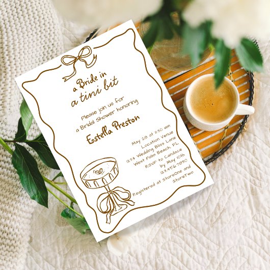 Funky Whimsical Hand Drawn Martini Brautparty Einladung