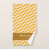 Funky Yellow Pattern Family Name and Year Modern Badhandtuch Set (Handtuch)