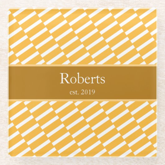 Funky Yellow Pattern Family Name and Year Modern Glasuntersetzer (Vorderseite)