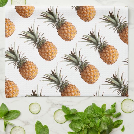 Funky Yummy Pineapples Geschirrtuch (Gefaltet)