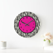 Funky Zebra Pink Round (Large Wall Clock) Große Wanduhr (Zuhause)