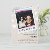 Funny 49. Geburtstag Einladungen Foto für sie (Stehend Vorderseite)