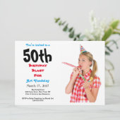 Funny 50. Geburtstagsblast Einladung (Stehend Vorderseite)