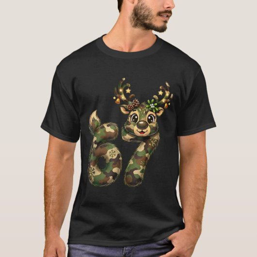 Funny 67 Christmas Holiday Camo Hunting Reindeer D T-Shirt (Vorderseite)