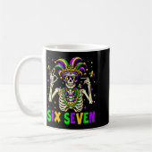 Funny 67 Mardi Gras Skeleton 6 7 Meme Mask Beads S Kaffeetasse (Links)