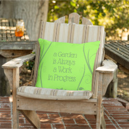 Funny A Garden ist immer ein "Work-in-Progress" Kissen