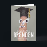 Funny Abschluss Glückwunschklasse 2023 Karte<br><div class="desc">Diese lustige Abschluss Gratulations-Karte verfügt über eine Finger-Puppe mit einer schwarzen Graduationskappe und handgezeichnetes Gesicht. An der Vorderseite der Karte steht: "Herzlichen Glückwunsch,  Brenden (ersetzen durch Ihren eigenen Namen) Klasse von 20xx". Entworfen von dem weltbekannten Künstler ©Tim Coffey.</div>
