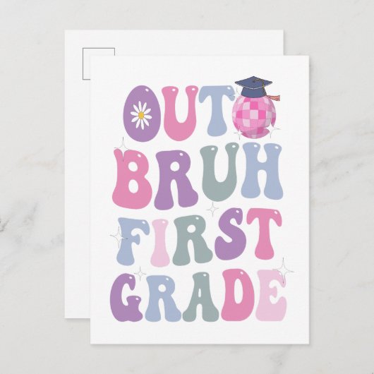Funny Abschluss Out Bruh First Grade Groovy Gesche Ankündigungspostkarte (Vorne/Hinten)
