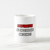 Funny Acupuncturist Shirts und Geschenke Kaffeetasse (Mittel)