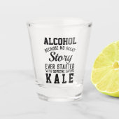 Funny Alcohol versus Kale Quote Text Schnapsglas (Vorderseite)
