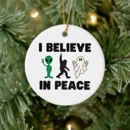 Funny Alien Bigfoot und Ghost Peace Ornament