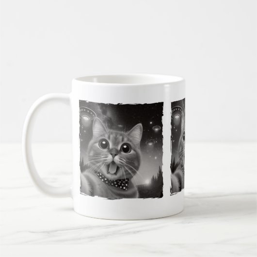 Funny Alien Cat Abduction Überraschte UFOs Cat Lov Kaffeetasse (Links)
