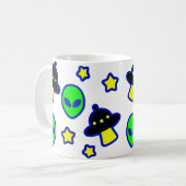 Funny Alien Head UFO Stars Muster Cartoon Comic Kaffeetasse (Vorderseite Links)