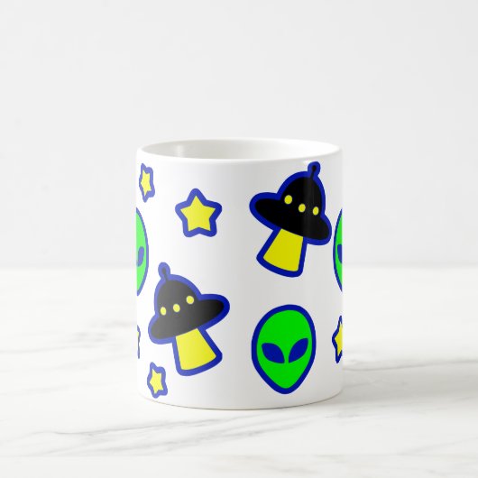 Funny Alien Head UFO Stars Muster Cartoon Comic Kaffeetasse (Mittel)