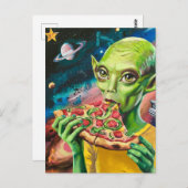 Funny Alien in Space Eating Pizza Postkarte (Vorne/Hinten)