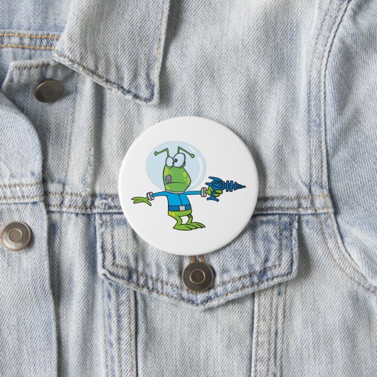 Funny Alien mit Ray Gun Sci-Fi Space Invader Button (Beispiel)
