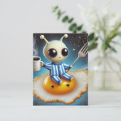 Funny Alien on a Fried Ei in Space Postkarte (Stehend Vorderseite)