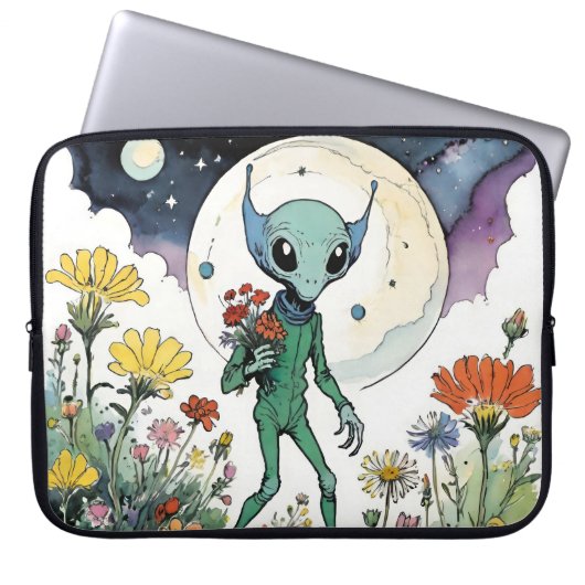 Funny Alien Picking Flowers With Full Moon Laptopschutzhülle (Vorderseite)