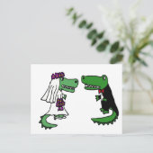 Funny Alligator Brie and Groom Cartoon Postkarte (Stehend Vorderseite)