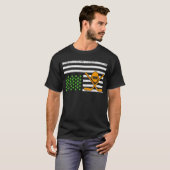 Funny American Flag Irish Hockey St. Patrick's Day T-Shirt (Vorne ganz)