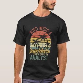 Funny Analyst Superhero Vintages T-Shirt für Männe