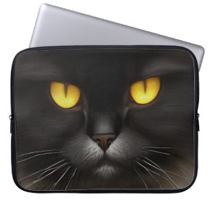 Funny Angry Fluffy Black Persian Kitty Cat Face Laptopschutzhülle