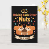Funny Anniversary Shirt Driving Each Other Nuts Karte (Gelbe Blume)