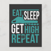 Funny Arborist Get High Tree Chain Sägearbeiter Postkarte (Vorderseite)