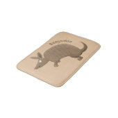 Funny armadillo Happy Cartoon Illustration Badematte (Schrägansicht)