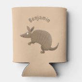 Funny armadillo Happy Cartoon Illustration Dosenkühler (Rückseite)