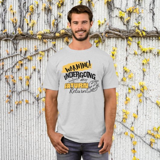 Funny Astrologie Warning Saturn Rückkehr T-Shirt