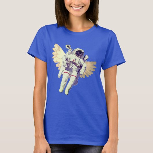 Funny Astronaut mit Angel Wings im Weltraum T-Shirt (Vorderseite)