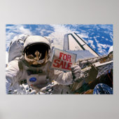 Funny Astronaut - Satelliten zum Verkauf Poster (Vorne)