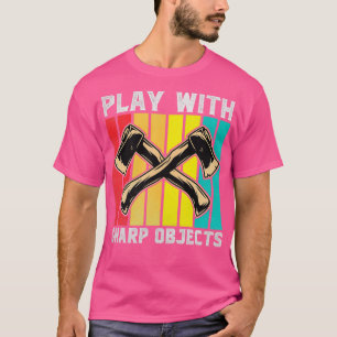 Funny Ax Threading Plays mit Sharp Objects AG T-Shirt