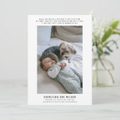 Funny Baby and Dog Foto Birth Ankündigung (Stehend Vorderseite)