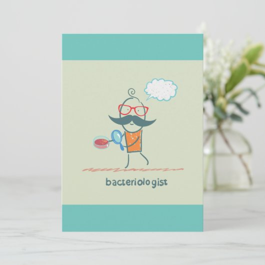 Funny Bacteriologist Scientist mit Big Mustache Einladung (Stehend Vorderseite)