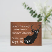 Funny Bagged Buck Save the Date Ankündigungspostkarte (Stehend Vorderseite)