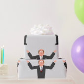 Funny Bald Businessman Shrugging Humore Geschenkpapier