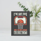 Funny Basketball Player 5 Fouls ohne Angst zu benu Postkarte (Stehend Vorderseite)