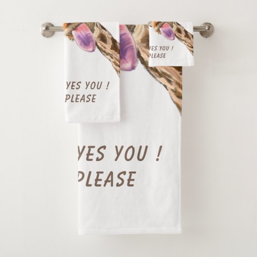 Funny Bath Handtuch Set Playful Giraffe - Custom T (Insitu)