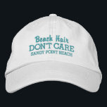 Funny Beach Hair Passen Sie den Namen des Strandes Bestickte Kappe<br><div class="desc">Ein lustiger Baseballhut,  der "Beach Hair Don't Care" lautet. Fügen Sie den Namen Ihres Lieblings-Strand oder Strandstadt (oder löschen). Ändern Sie einfach den Text und die Farbe. Ideal für sonnige Tage am Strand oder am Wasser.</div>