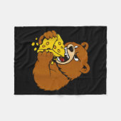 Funny Bear Eating Cheese Illustration For Food Lov Fleecedecke (Vorderseite (Horizontal))