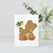 Funny Bear Sneaking Honey Postkarte (Stehend Vorderseite)